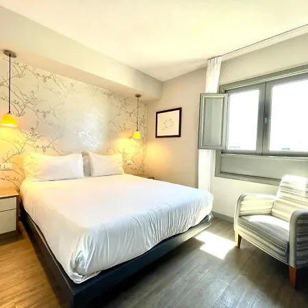 Apartman Two Bedroom, Wifi, Kitchen, 5min Playa Chica, Pool, Shopping Puerto del Carmen