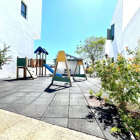 Apartment Two Bedroom, Wifi, Kitchen, 5min Playa Chica, Pool, Shopping Puerto del Carmen (Lanzarote)