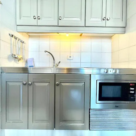 Apartment Two Bedroom, Wifi, Kitchen, 5min Playa Chica, Pool, Shopping *