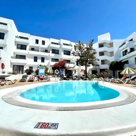 Two Bedroom, Wifi, Kitchen, 5min Playa Chica, Pool, Shopping 公寓 *